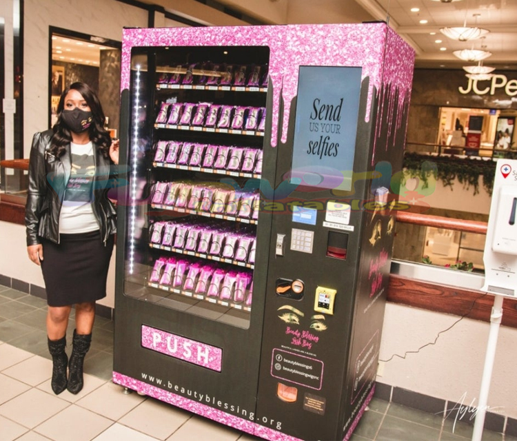 Commercial grade automatic touch screen beauty cosmetic concession machines fake eyelash hair vending machine