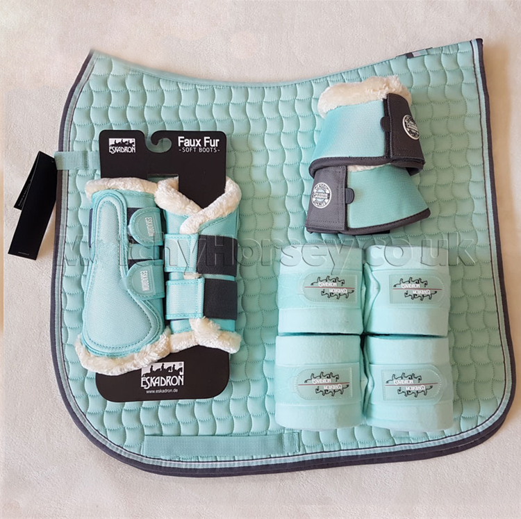 New design horse saddle pad set saddle pad and ear bonnet/polo wraps/horse boots horse riding equipment