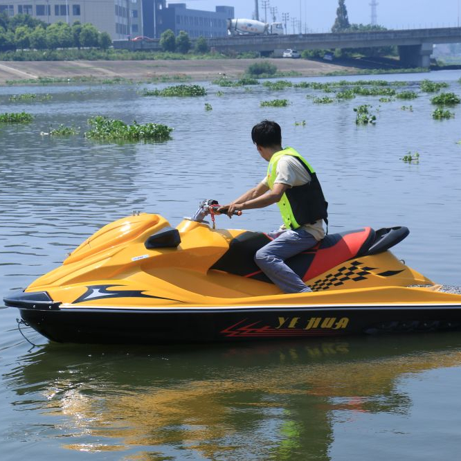 Горячая распродажа! Jet Ski 1300cc из трех человек волна лодка высокая скорость гидроцикл волны лодка моторная лодка Дешевые 2020 Jet Ski