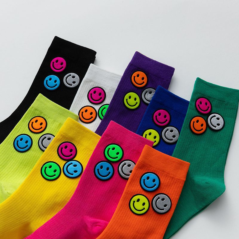 2021 autumn and winter new women's socks smiling face cartoon labeled socks street Korean version lady