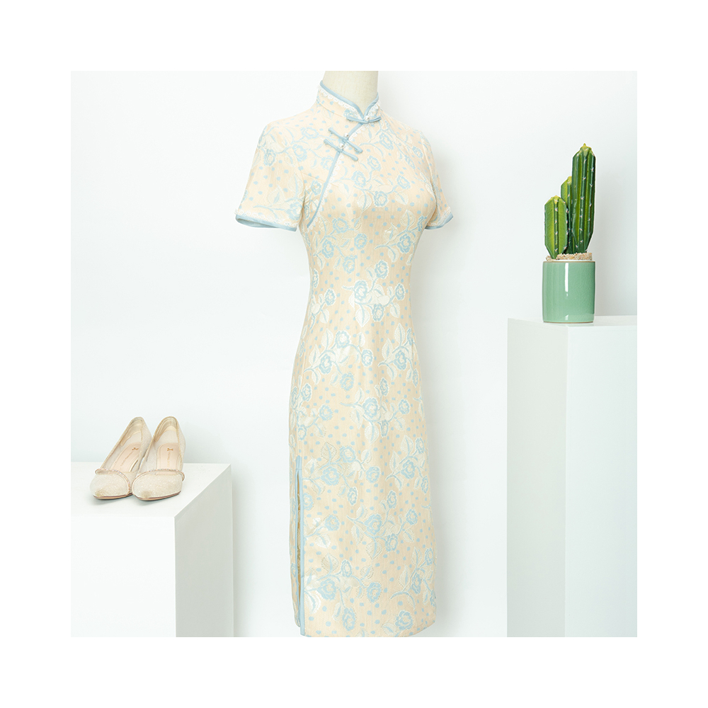 Fine Quality Lace Ladies Plus Size Qipao Cheongsam Chinese Traditional