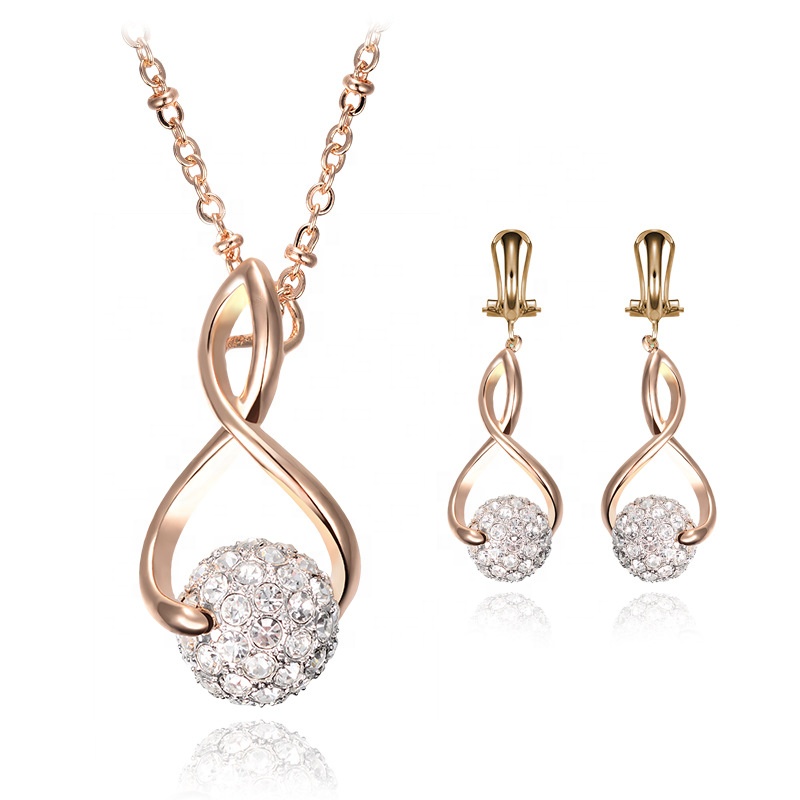 Wholesale New Style 18K Gold Charm Jewelry Fashion Crystal Necklace and Earring Sets for Women's Jewelry