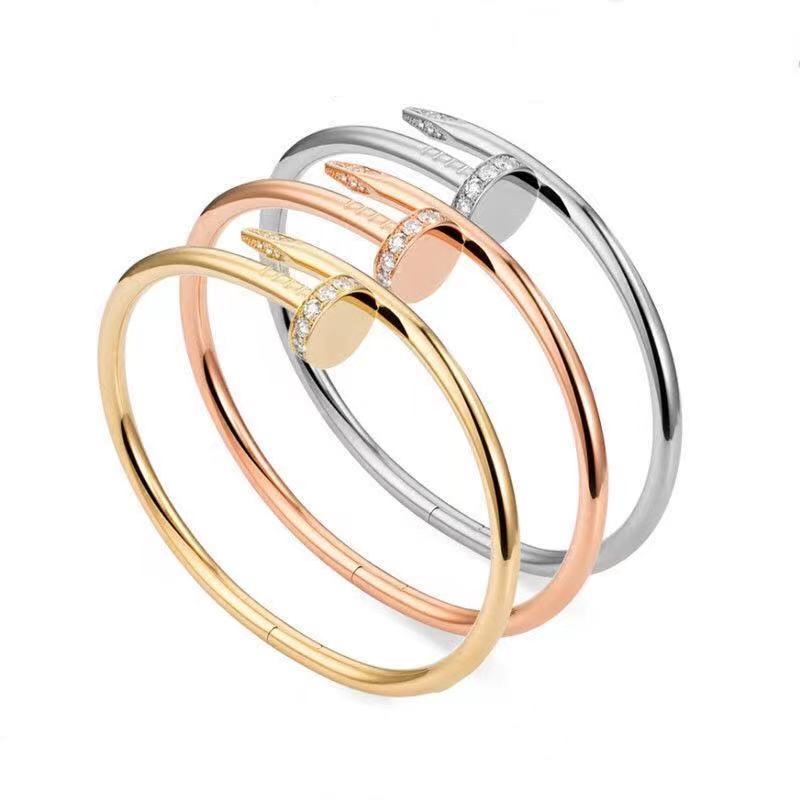High Quality Love Studded Crystal Luxury 18K Gold Plated Quality Nail Bangle Bracelet