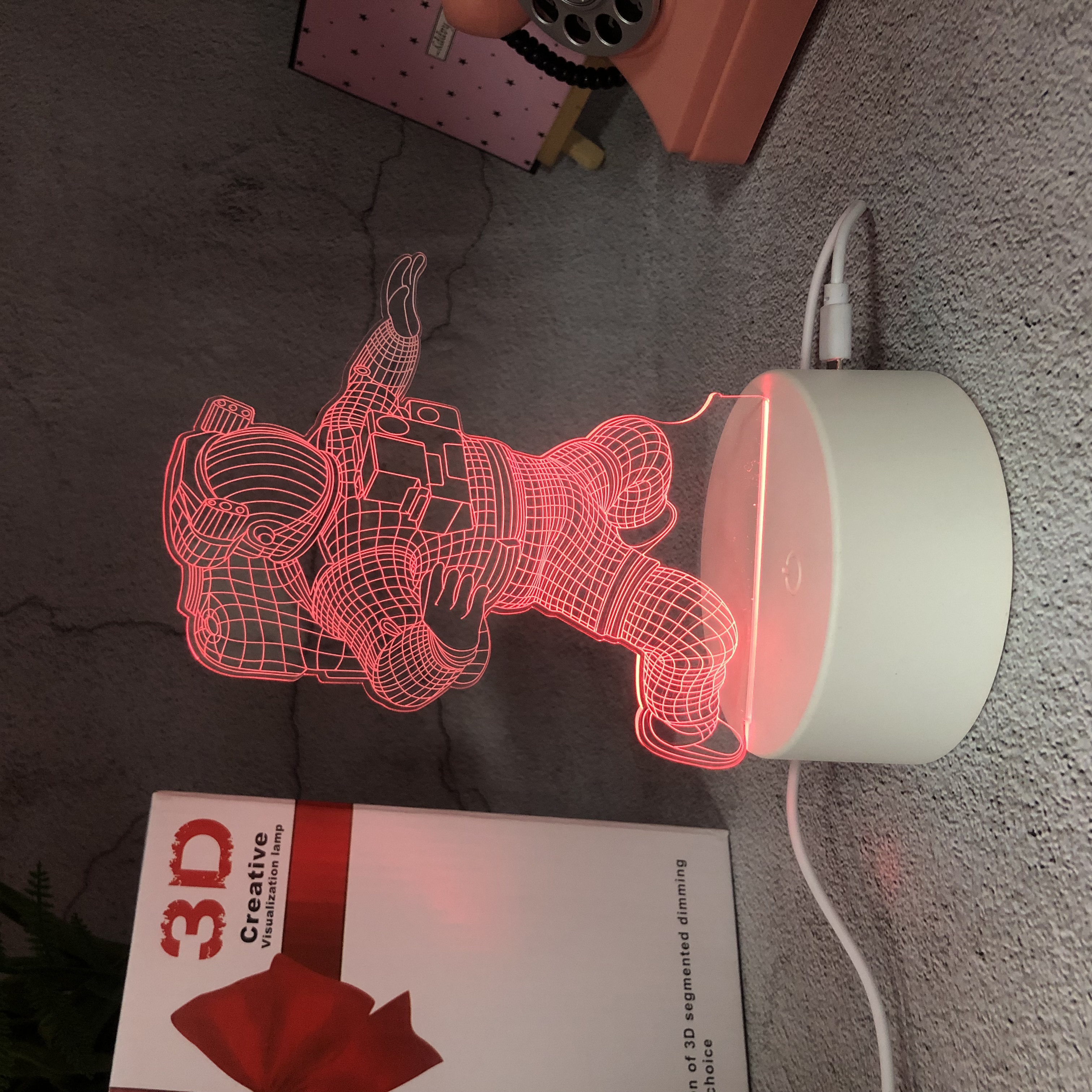 Table lamp bedside lamp usb bedroom creative personality decoration ornaments 3D moon astronaut astronaut night light