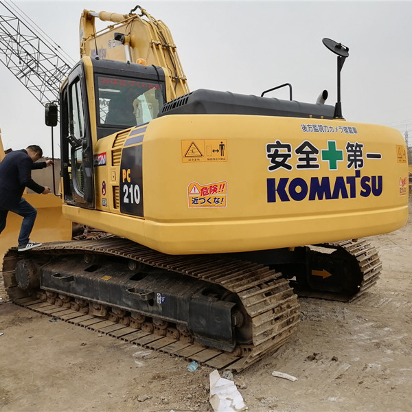 Экскаватор komatsu PC210, б/у, в хорошем состоянии