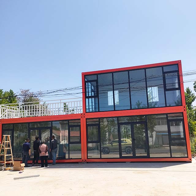 Luxury Well-designed Prefabricated Glass Curtain Wall Office Building Container Prefab House