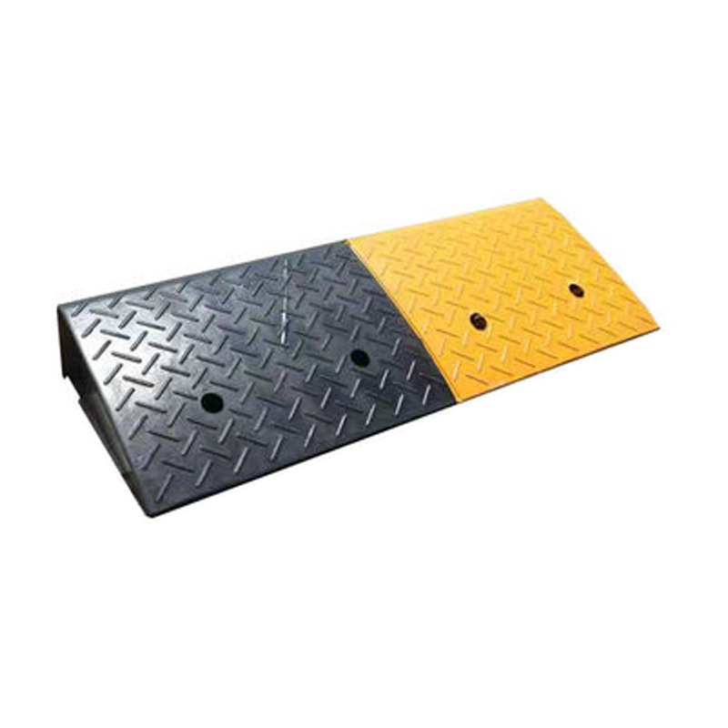 Factory Price Traffic Outdoor Pvc Material Yellow Rubber Car Curb Ramp
