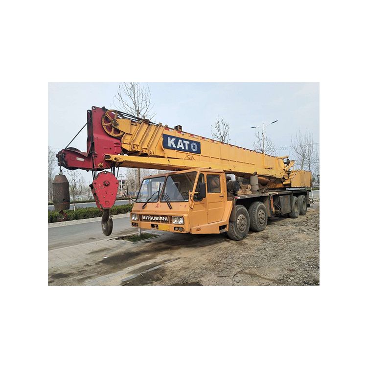 Тяжелый Подержанный мобильный грузовик-кран Kato NK500E для продажи
