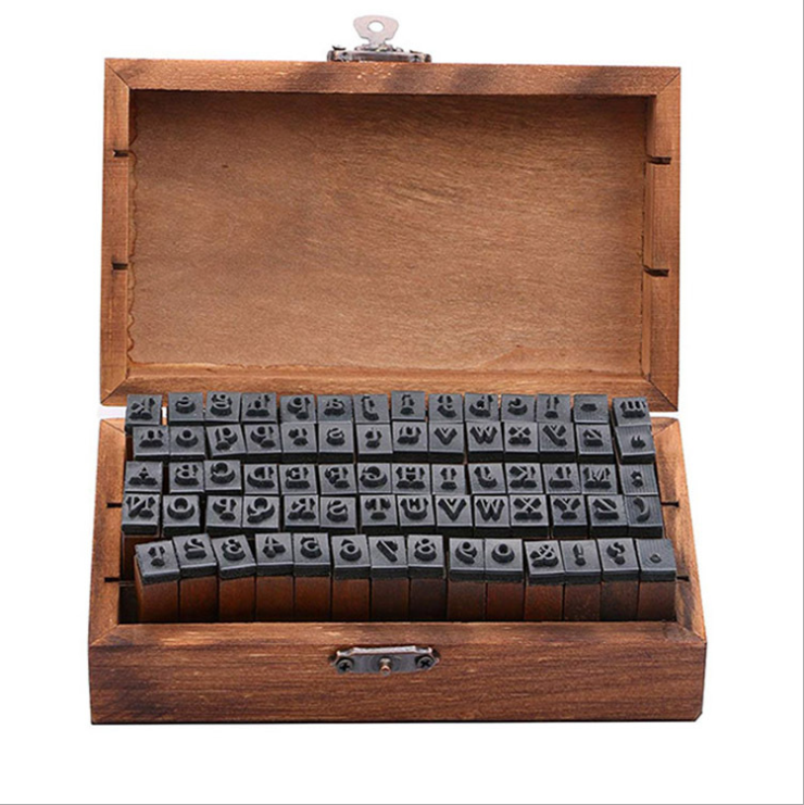 Hot sale Wooden Stamps Anglais Cursive 70 Pcs Letters AlPhaBet DIY Numbers Vintage Box Stamps Set
