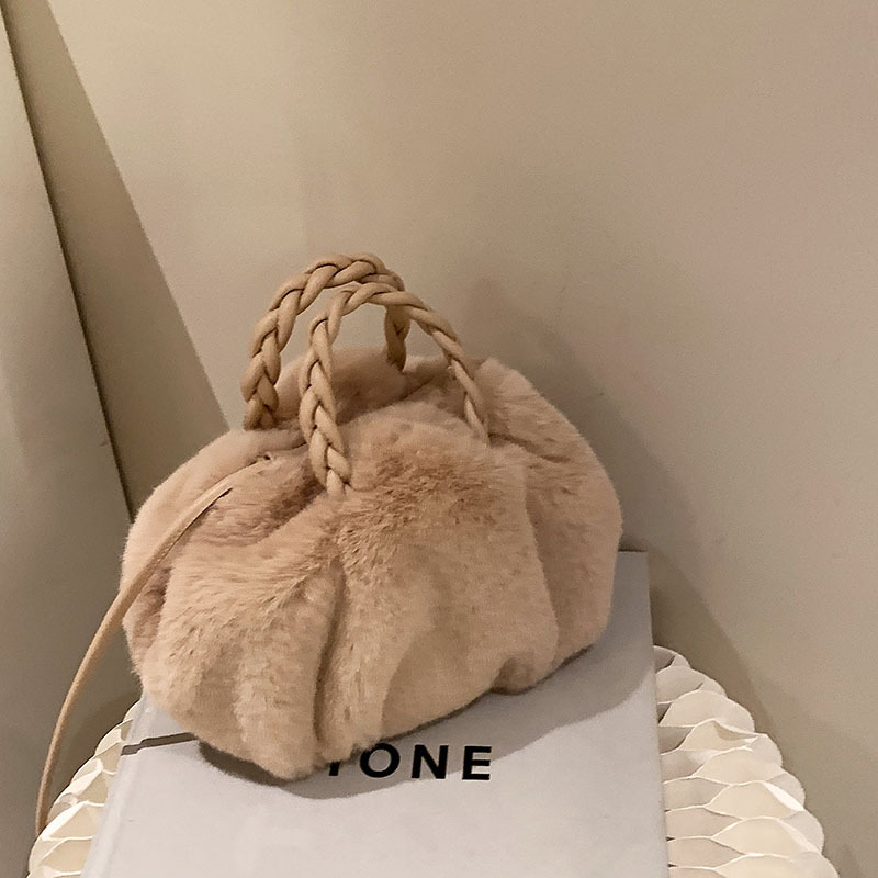 Autumn and winter new lady soft fur plush fashion handbag drawstring single shoulder crossbody bag
