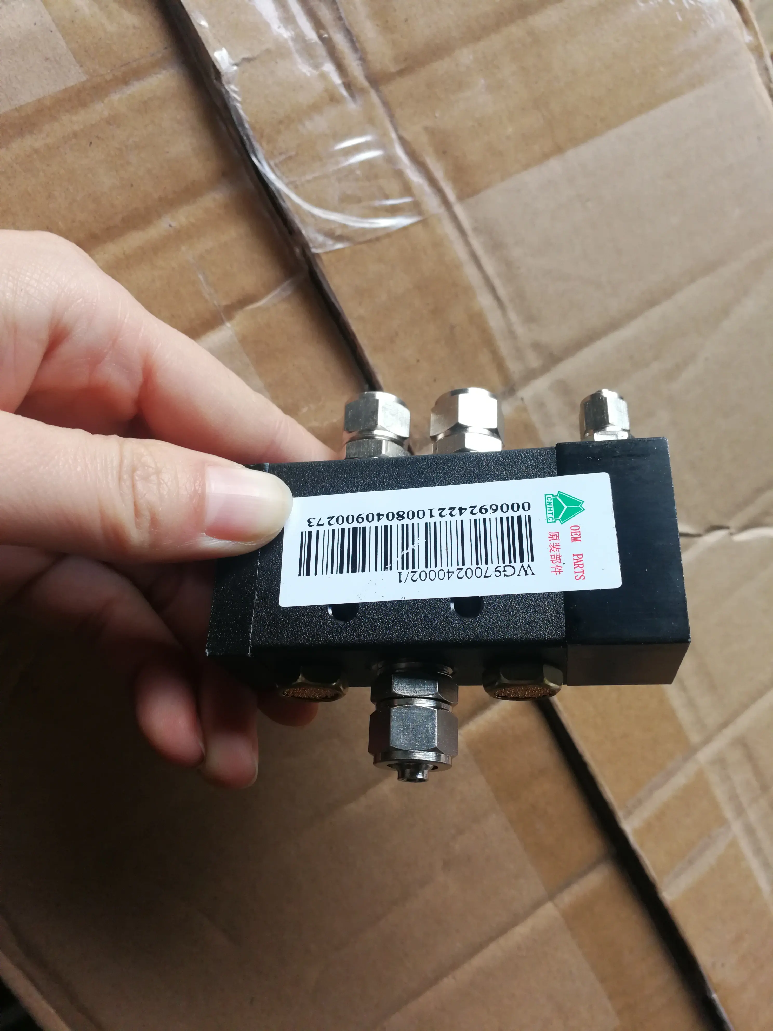 WG9700240002 Electromagnetic Valve For HOWO Truck Spare Parts