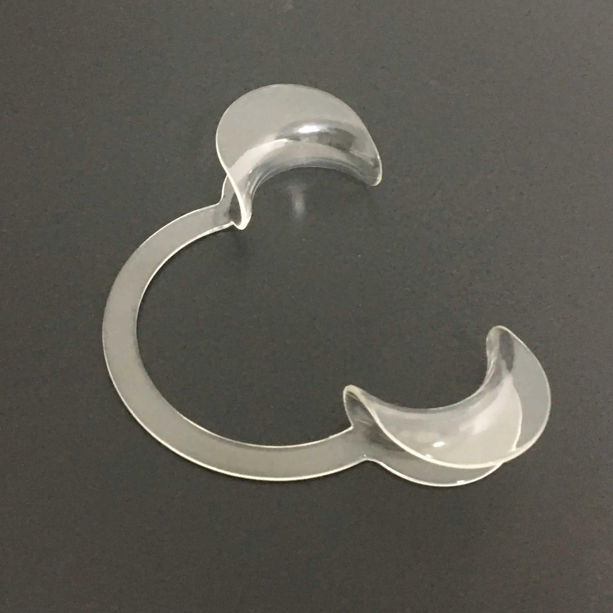 Dental Cheek Retractor Mouth Opener for Mouth guard Challenge C-Shape Teeth Whitening Intraoral Cheek Lip Mouthpieces Clear