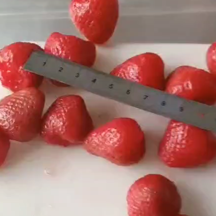 canned strawberry new corp 2020 non GMO from China plant to EU market light syrup 14-17%