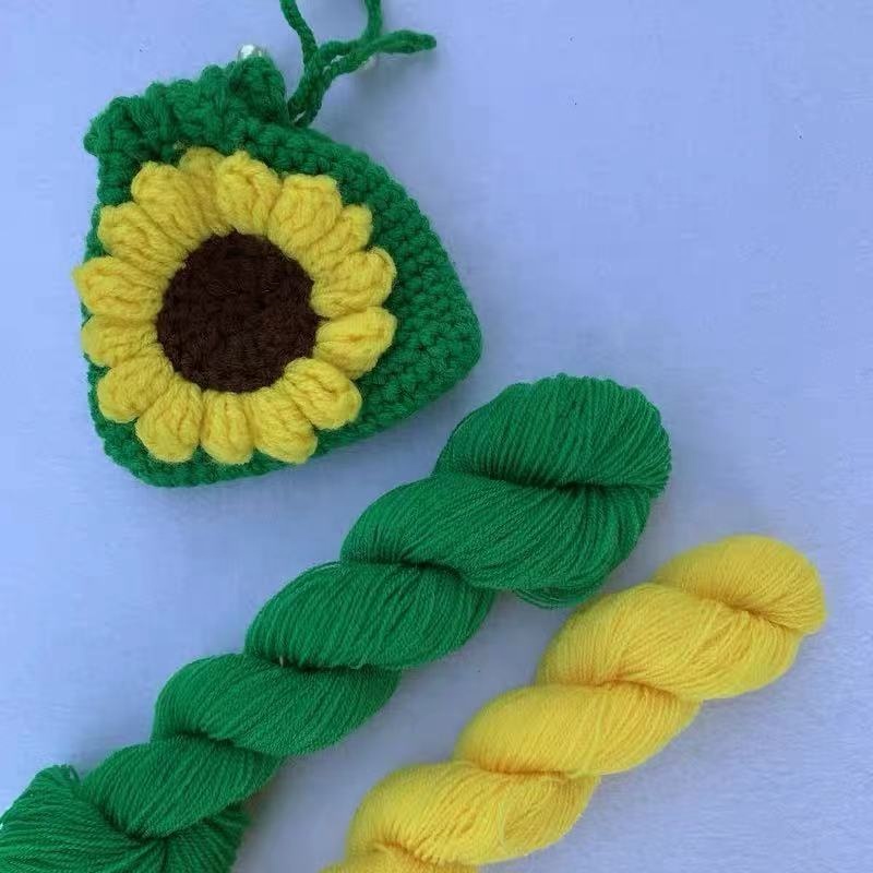 natural merino wool yarn suitable for yarn and fiber stores available in 100 gram hanks