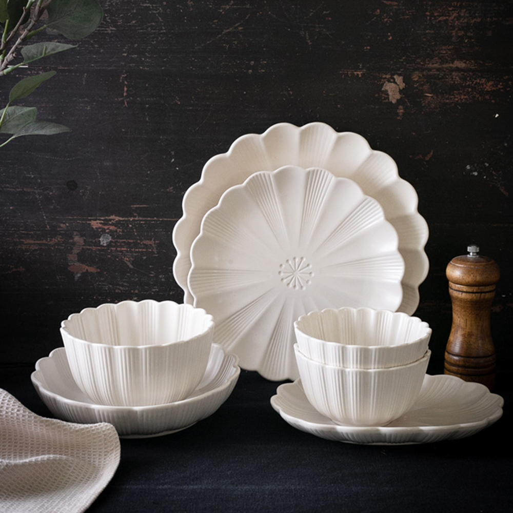 Ceramic Glazed chrysanthemum Tableware Matte Ivory White Dinnerware Bowl Plate Set