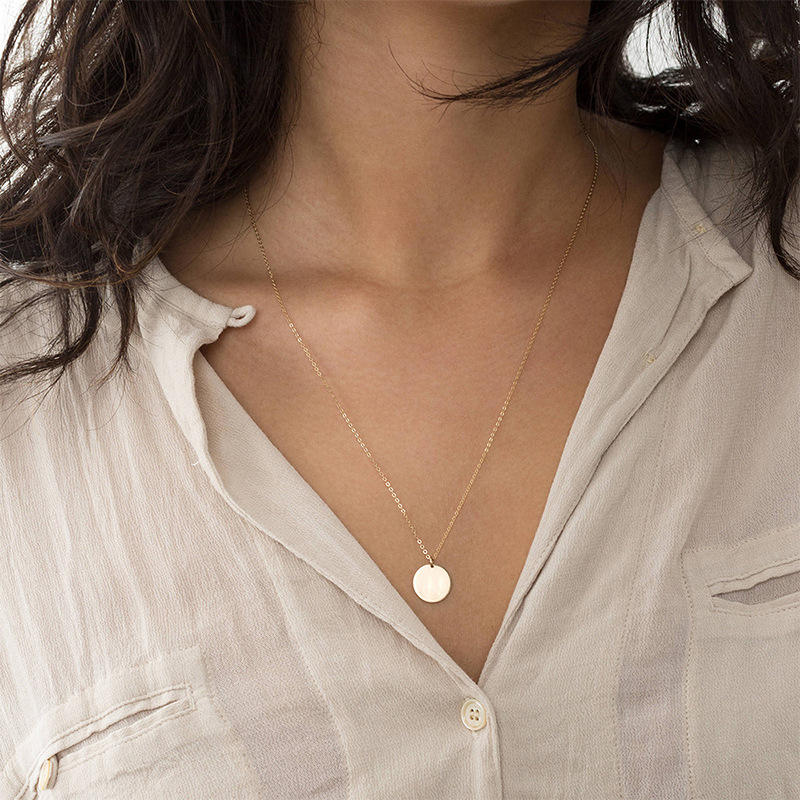 Engraved Name Never Fade Gold Plated Round Disc Pendant Clavicle Chain Necklace 316L Titanium Steel Coins Charm Necklace