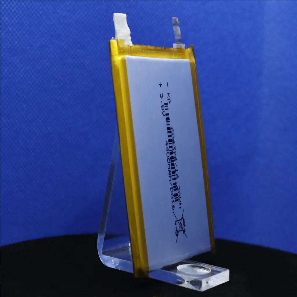 Factory Direct Popular Customized Silver 3.7v 4400mah 16.28WH Lipo Battery From China