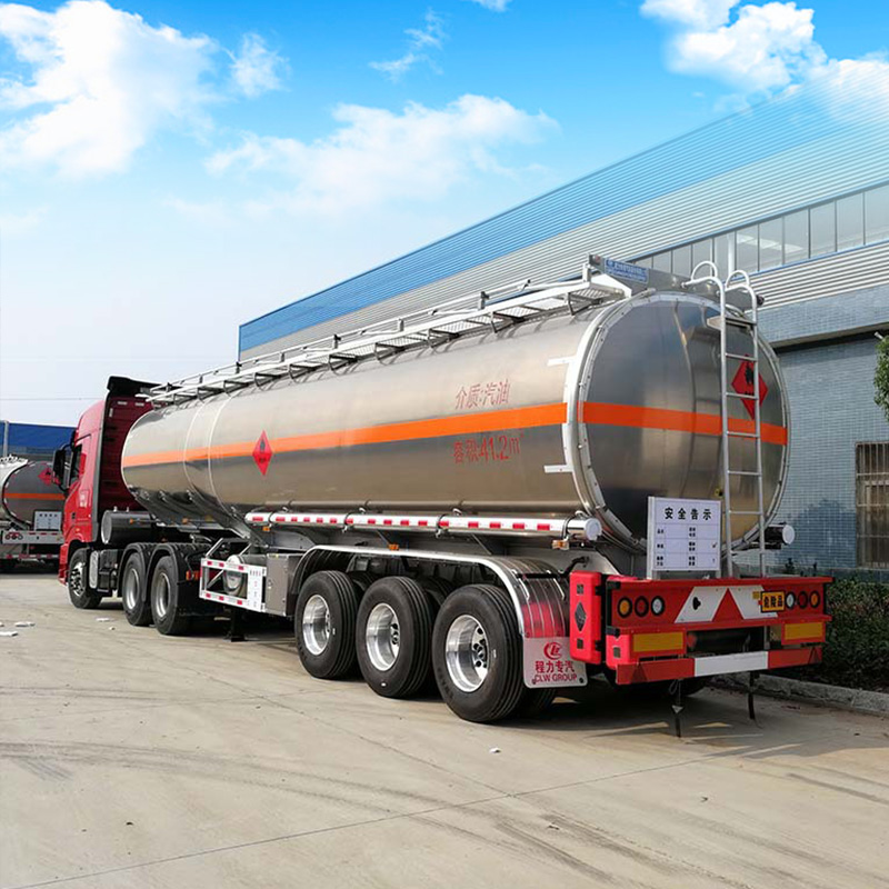 46000 L Crude Gas Diesel Semi Trailer oil Tanker Truckr With Fuel Dispenser