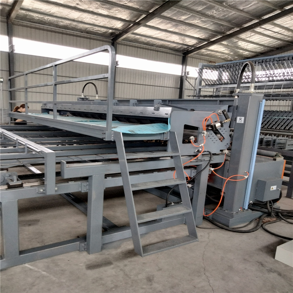 welded mesh roll wire making machine