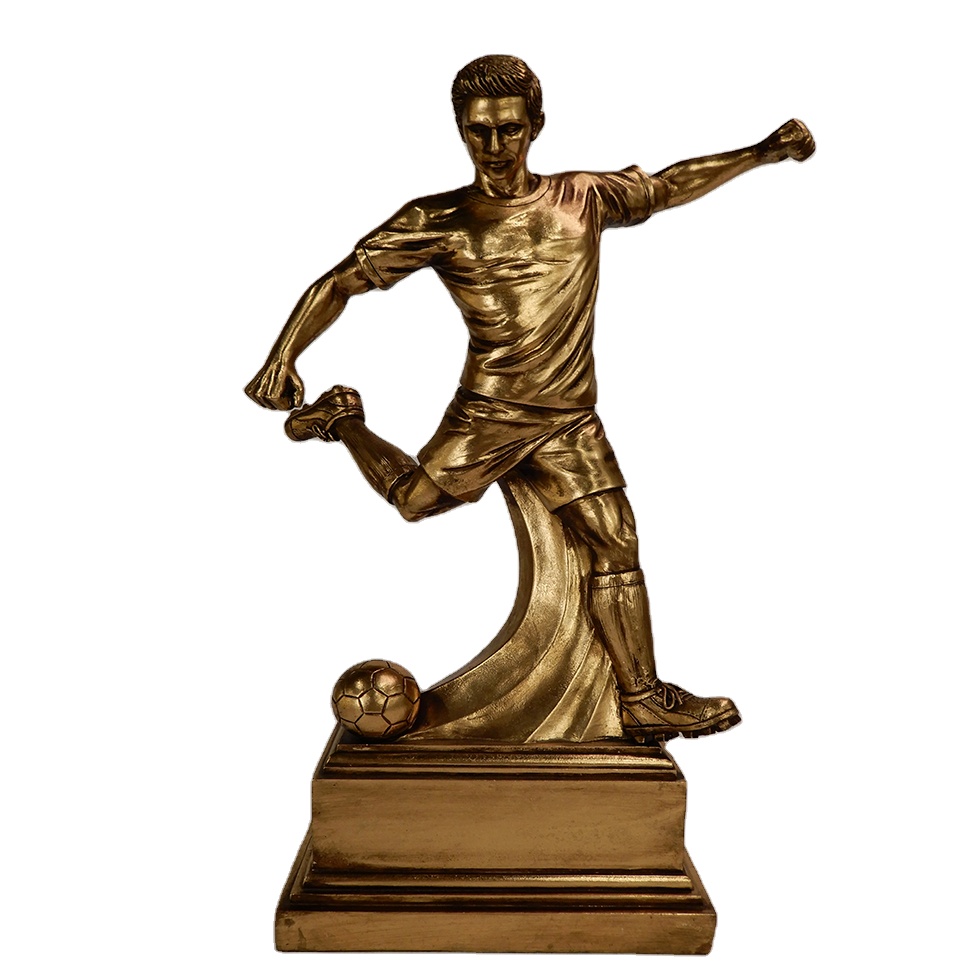 Antique gold resin figure statue polyresin football award sports trophees resin trophy