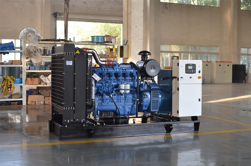 Новый произведено Yuchai engine YC6B180L-D20 открытого типа 100KW Дизельная генераторная установка для основное применение