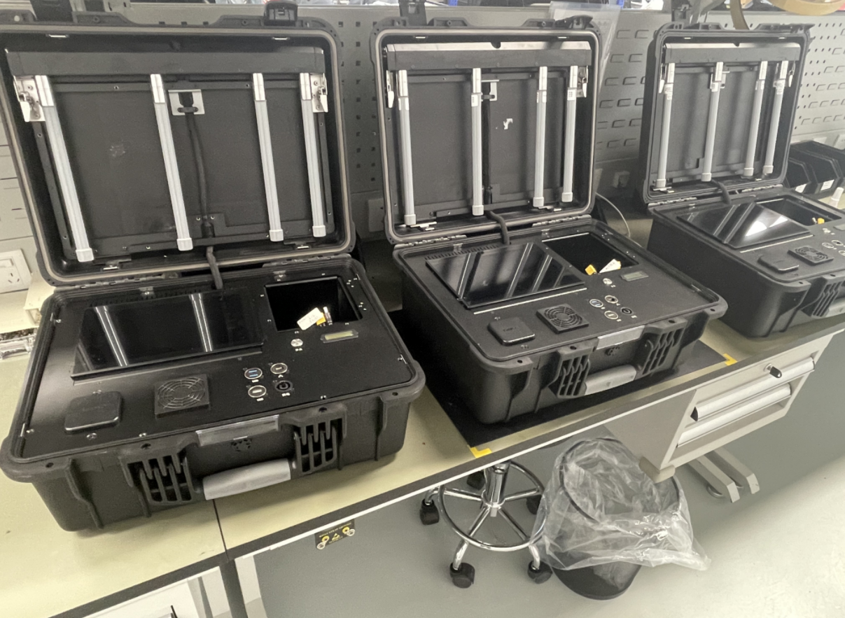 Portable drone monitoring platform for drone detection location and tracking of drone and pilot work offline or online