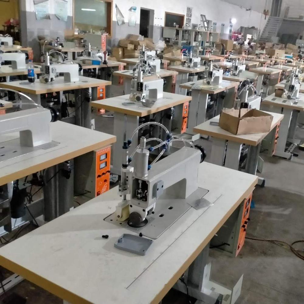 Medical cloth making machine