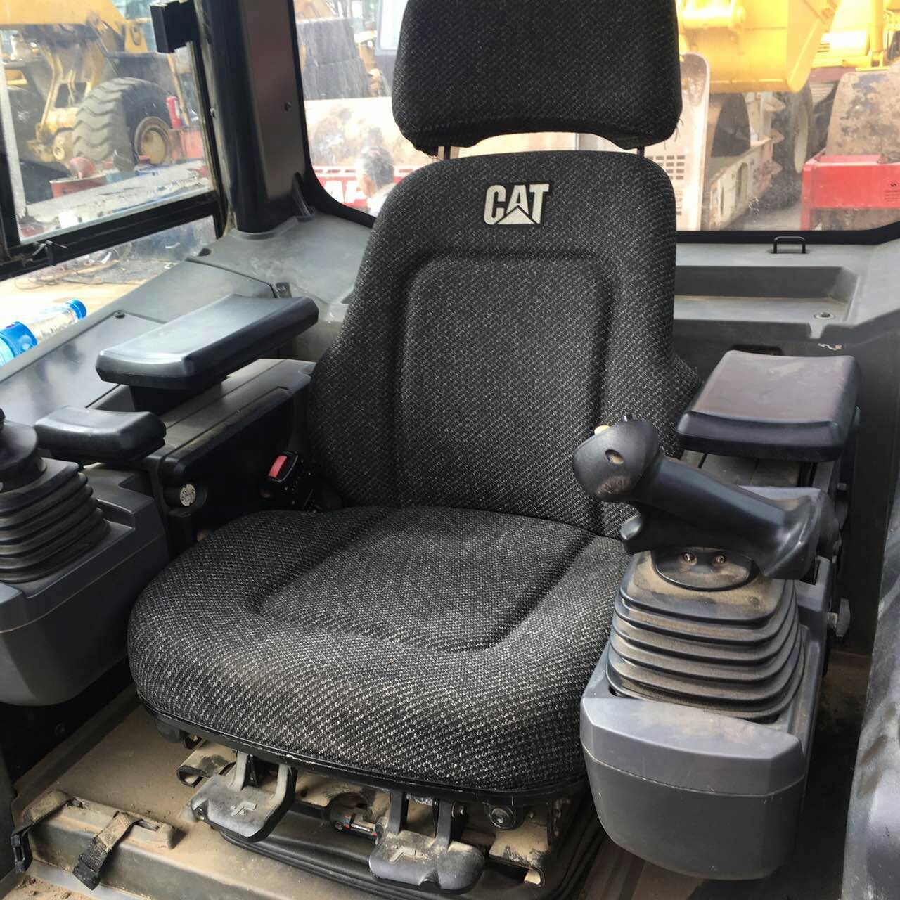 100% б/у мини-бульдозер Caterpillar D4H / D4K /D5K/ D5G/ D5H, Япония, Cat, уникальный насос двигателя, технические детали 0086 15026518796