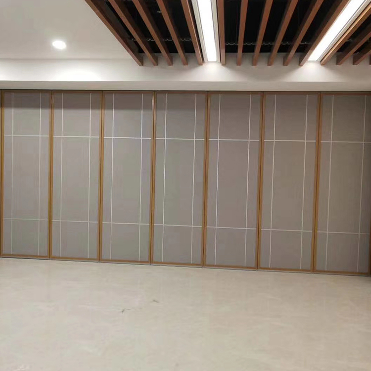 White Banquet Hall Hotel Decoration Soundproof Movable Partition Semi Auto Movable Partition Wall