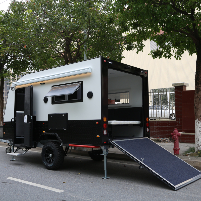 High quality Australia standard motorhome rv camper trailer toy hauler for sale