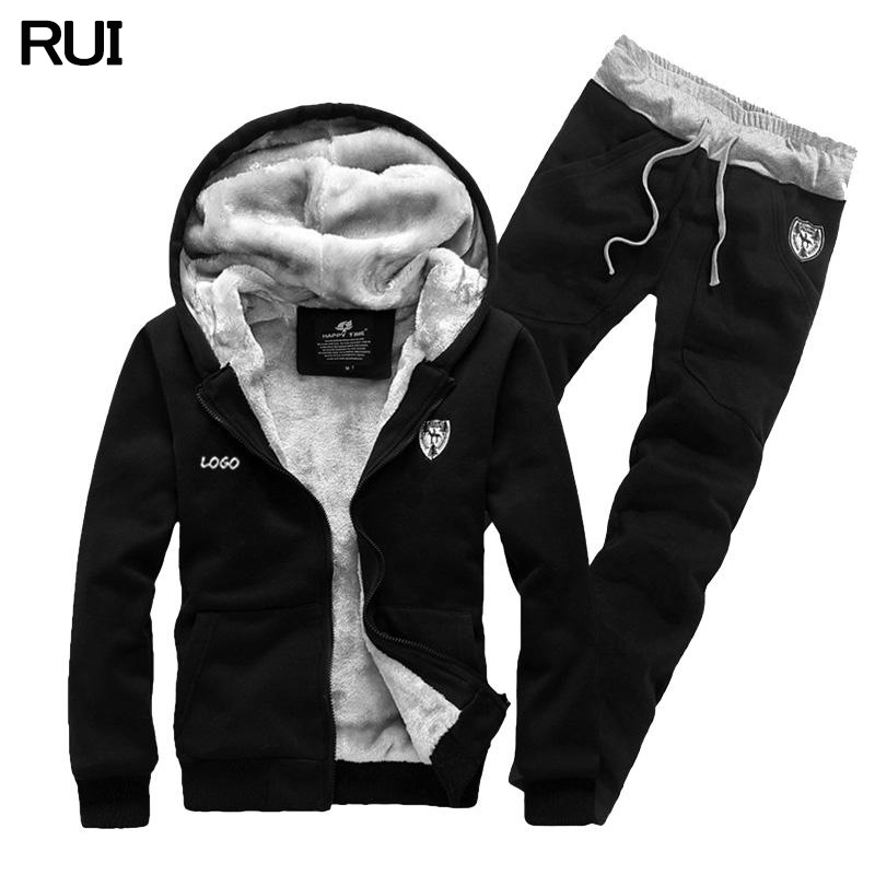Factory Wholesale 2024 Warm Thick High Quality Sweat Suits For Men Winter Wear Suits Two Piece Set Mens Winter Clothing