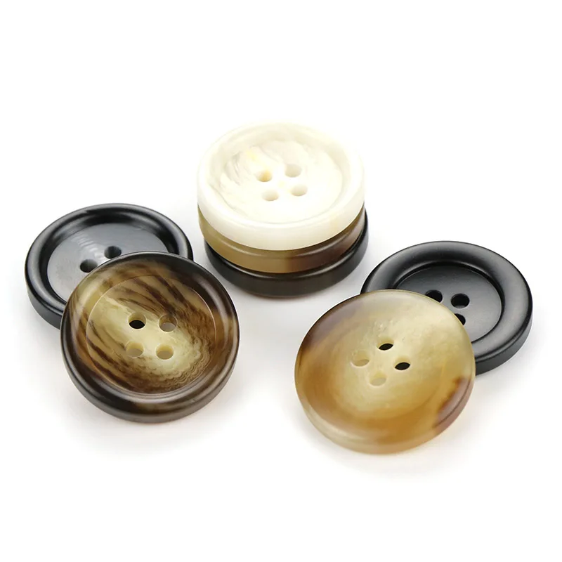 Wholesale high quality 4 holes natural horn bone buttons real buffalo horn button