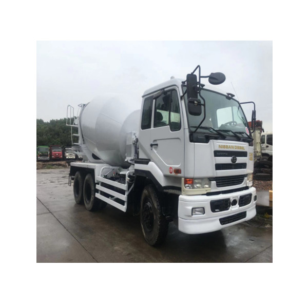 Used Concrete Mixer UD truck Maintain Well for supply