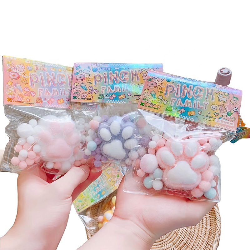 Factory Direct Sale Wholesale TPR Cat Paw Unique Gift Slow Rebound Toy Hamster Cat Claw Pinch Squeeze Toy