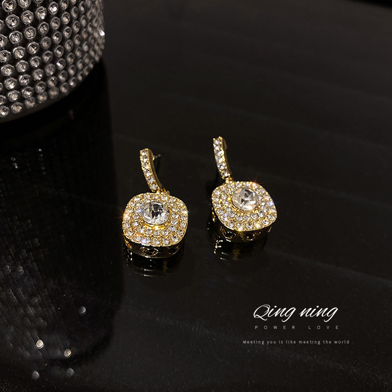 Jewelry 925 silver needle Korean simple fashion diamond geometric Square Earrings eardrop net red temperament design sense jew
