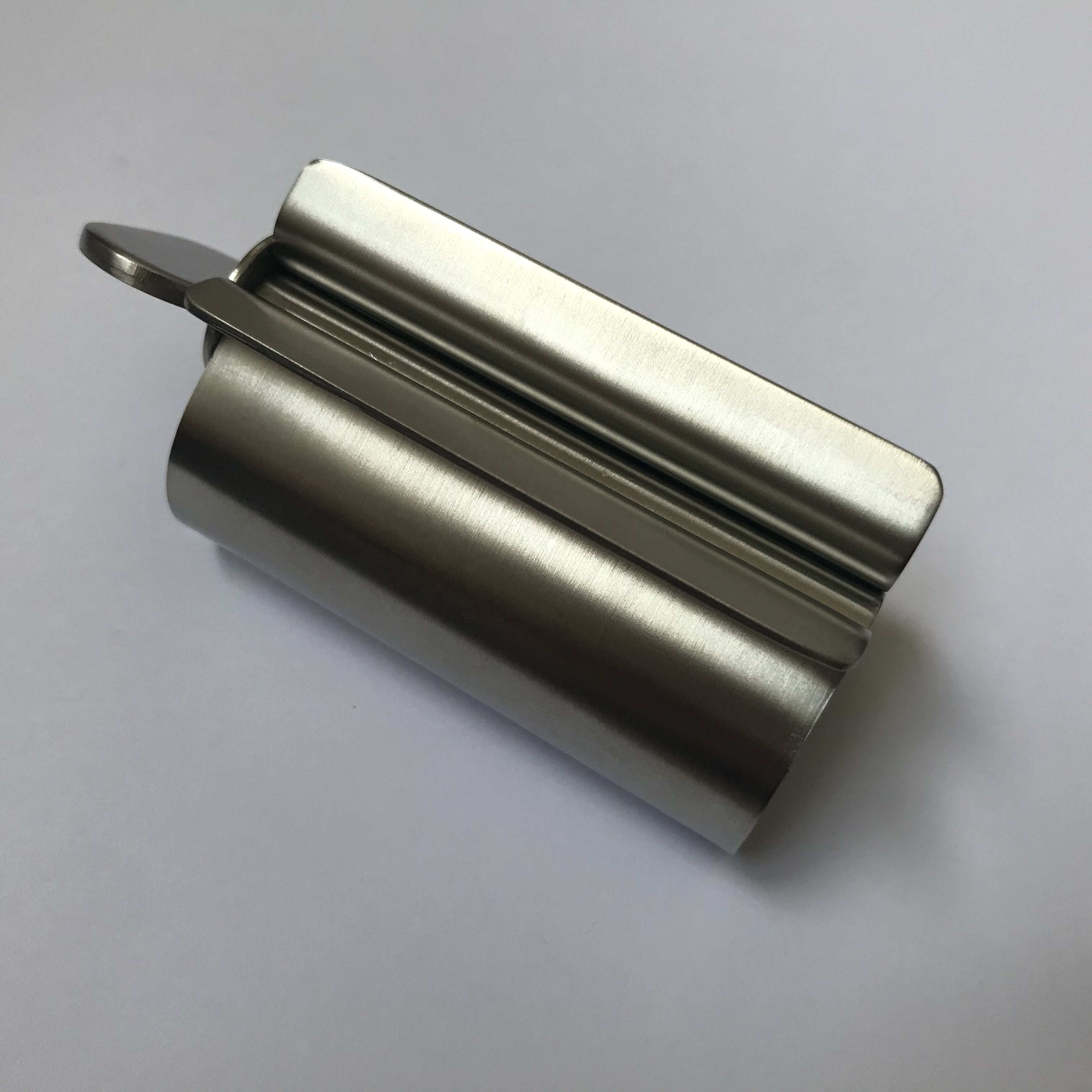 2 упаковки из нержавеющей стали дозатор зубной пасты, ролики, Heavy Duty устройство для выдавливания тюбика диспенсер, Металлический Дозатор зубной пасты