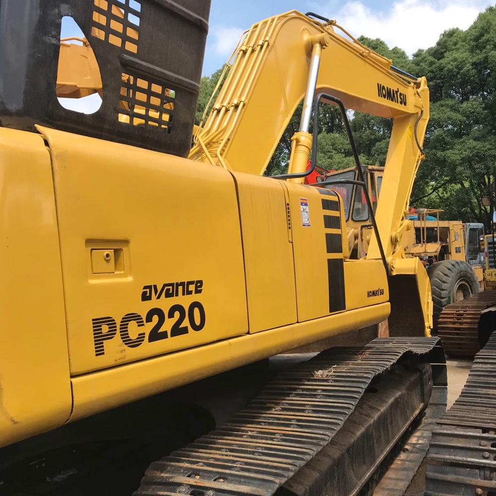 Секундная стрелка б/у Komatsu PC220 тяжелого оборудования землеройная машина экскаватор для продажи