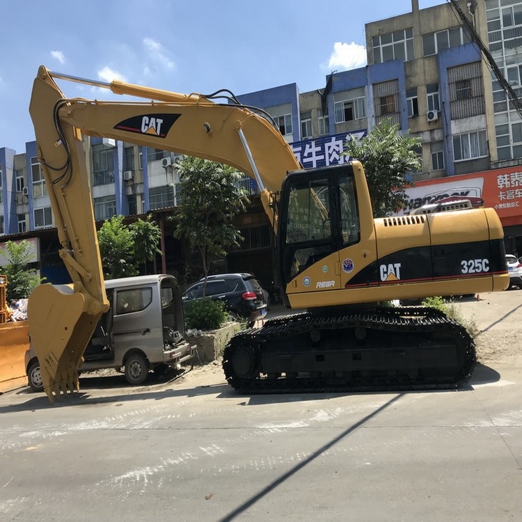 Экскаватор б/у Cat 325C, 25 тонн, Сделано в США