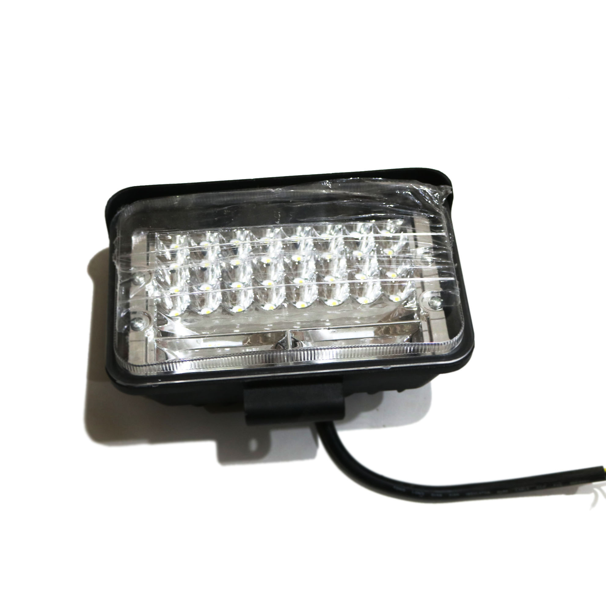 Оптовая продажа супер яркие Автомобильные светодиодные фары 12V LED свет для автомобилей