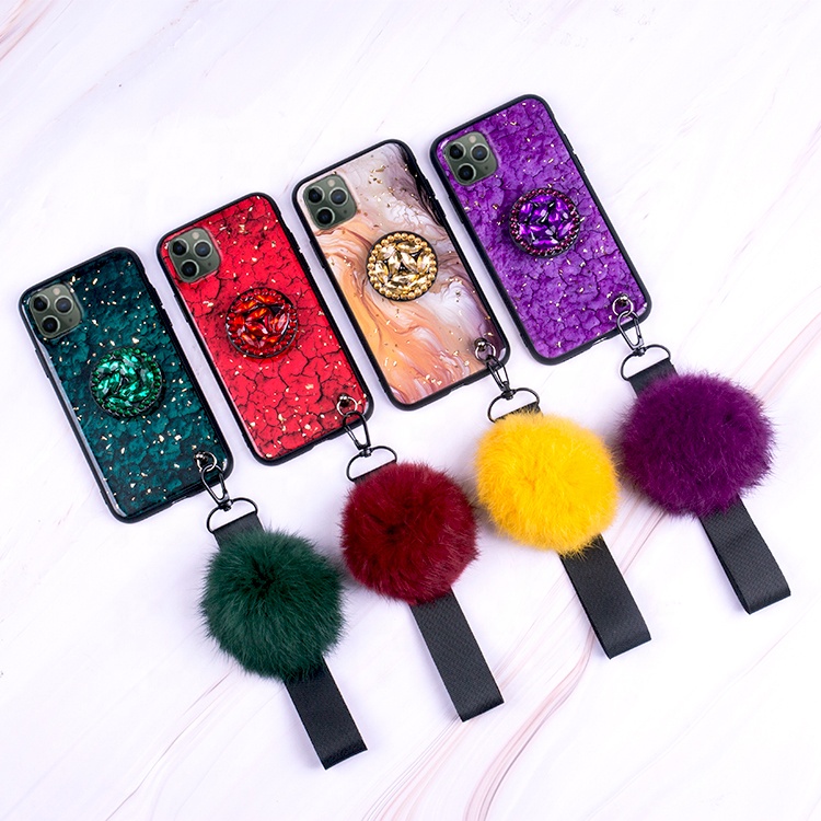 Для iPhone 12 11 XS MAX X 8 7 6 класса люкс для женщин Мода эпоксидный Чехол для мобильного телефона с меховыми бомбонами, ремешок на запястье