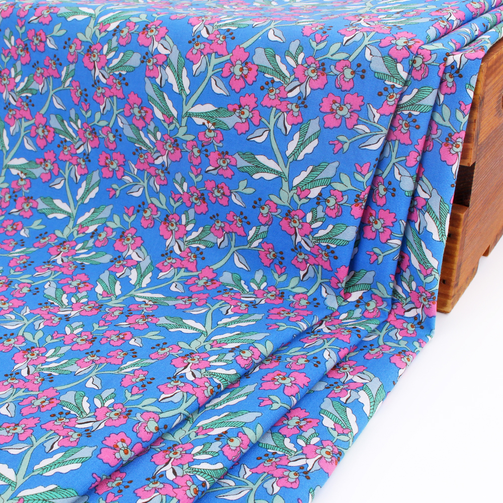 Hot Selling on Amazon Poplin Printed Fabric 100% Pure Organic Cotton Floral Printed Poplin Fabric for Summer Dress Pajamas