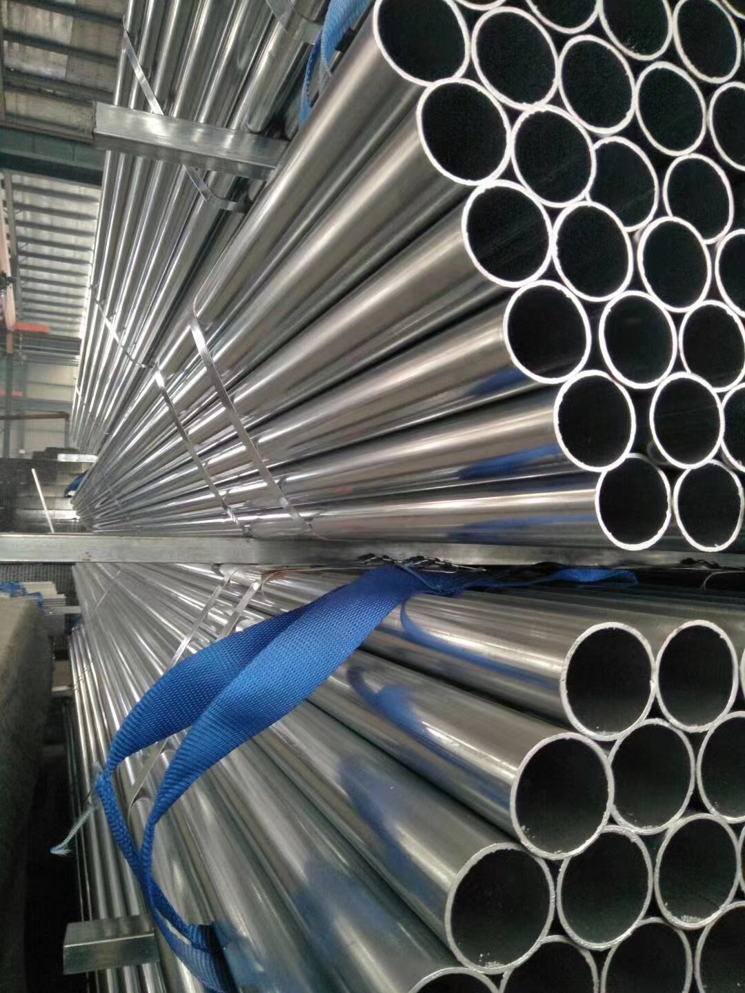 Astm A36 Round Galvanized Steel Pipe Price Q235 Seamless Fire Pipe Steel Tube 2 Inch Schedule 20 Pipes