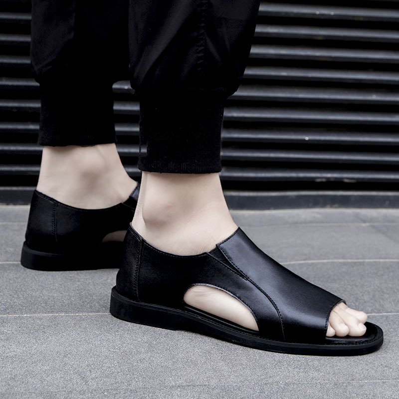 Sandals men's summer new summer soft-soled non-slip men's beach shoes cowhide soft leather sandals all black