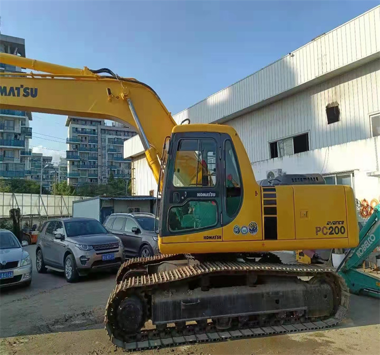 Землеройная техника KOMATSU PC200-6 PC200-7 PC200-8 20 тонн экскаваторов из Японии