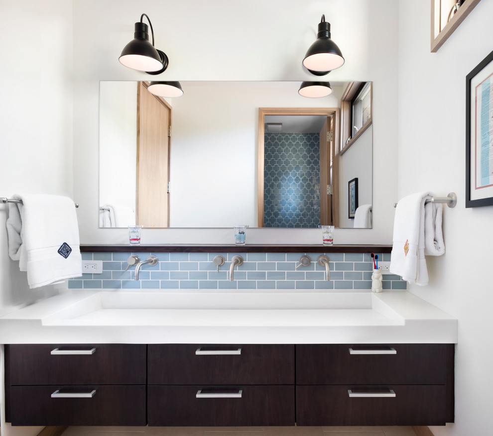 Factory wholesale black pvc bathroom cabinet with handle