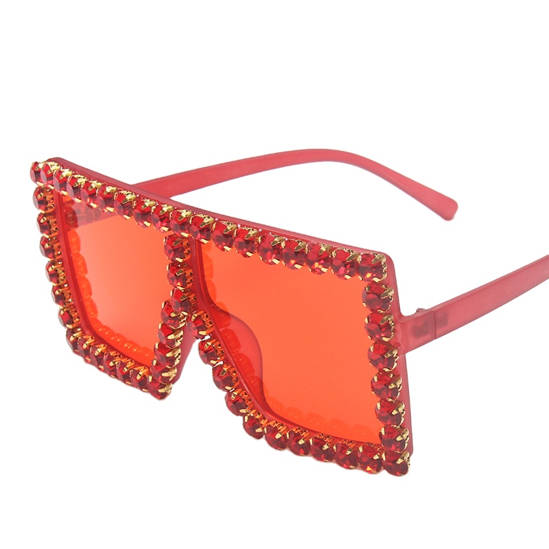 2021 Sunglasses Women Diamonds Rim Frame Luxury Fashion Square Bling Bling Diamond Crystal Rhinestones PC Frame Women Shades