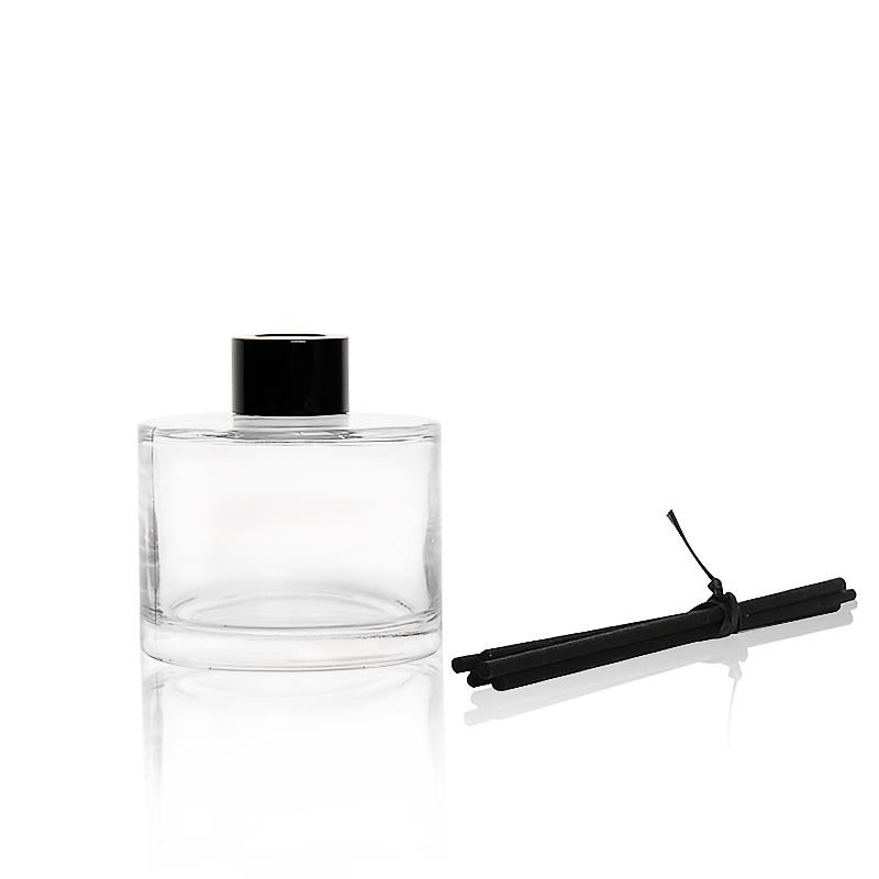 Wholesale Custom Logo Home Deco Empty Reed Diffuser Aromatherapy Glass Oil Bottle with Sticks