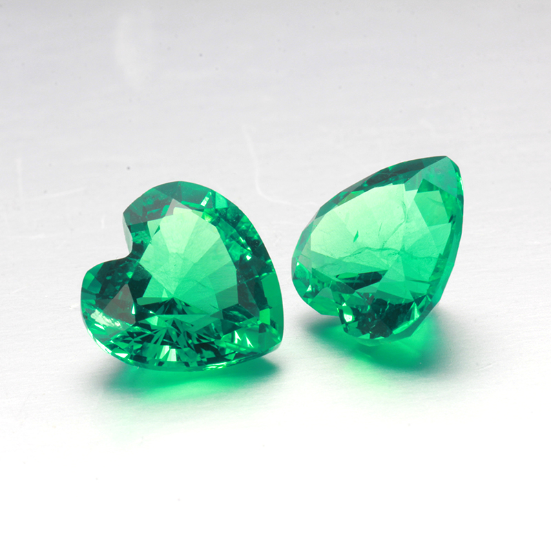 Wholesale price synthetic emeralds gemstone heart cut hydrothermal colombian emeralds for sale