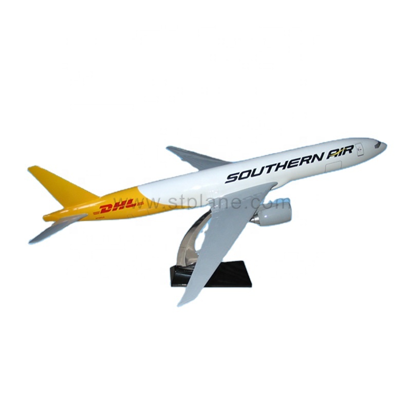 B777-200 1:100 DHL Смола Южная воздушная модель самолета