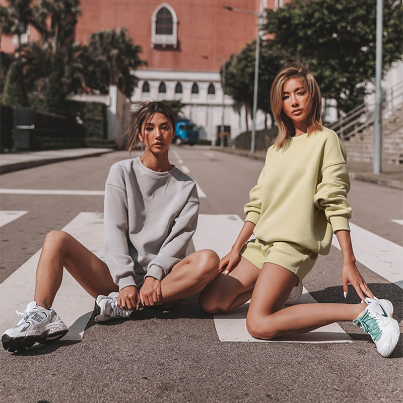 Wholesale Custom High Quality Women's Hoodies   Sweatshirts Shorts and Hoodies Heavy Oversized Unisex Hoodie Sets For Women